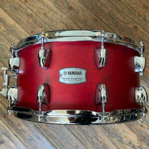 Yamaha Tour Custom Maple Snare Candy Apple Satin (14"x6,5")