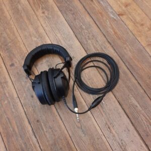 beyerdynamic DT 100 Studio Monitor-Kopfhörer